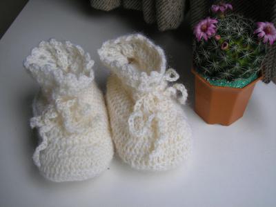 First knitshoes