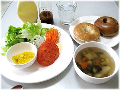 ベーグル野菜サンド