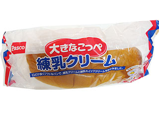 大きなこっぺ　練乳クリーム　敷島製パン