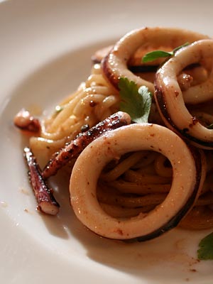 Pici aglio olio con calamari　ヤリイカのピーチ