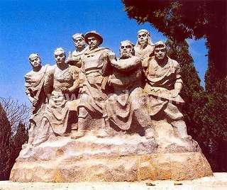 宋江達の像