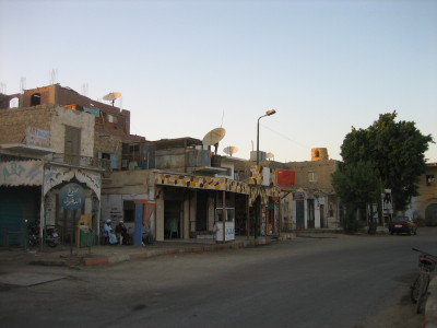 エジプトの町並み　１１