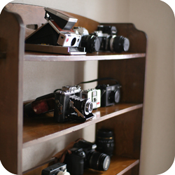 Bookshelf&Camera
